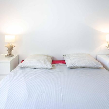 Paris City - Spacious 3 Rooms Flat For Families - 3 Minutes From Metro Station Exterior photo